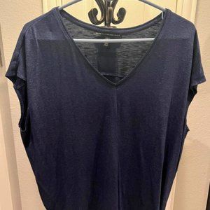 White House Black Market Navy V-Neck Top Size Large - Used